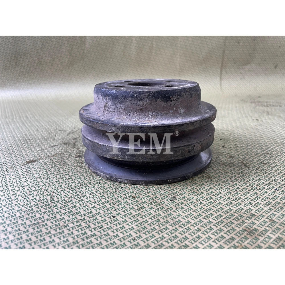 USED 4TNV106 CRANKSHAFT PULLEY FOR YANMAR DIESEL ENGINE SPARE PARTS For Yanmar