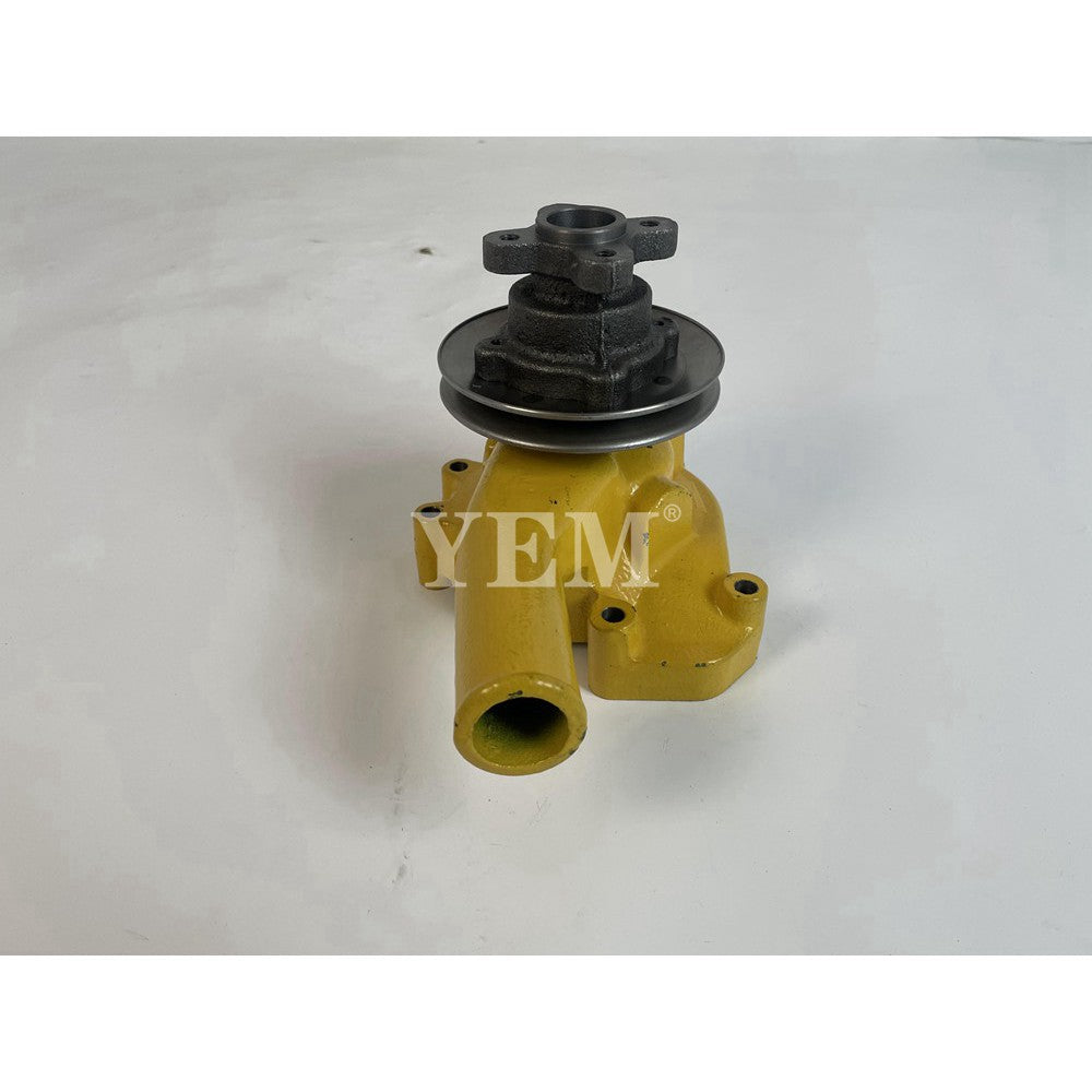 KOMATSU 4D92 EXCAVATOR ENGINE PARTS 4D92 WATER PUMP 6141-61-1102 For Komatsu